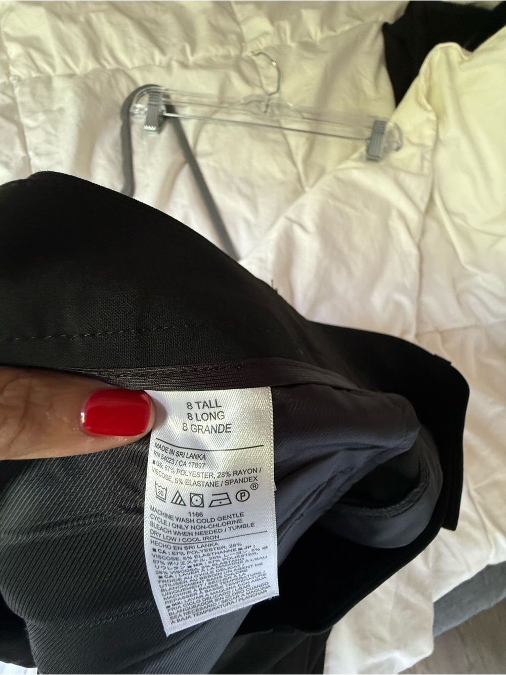 Banana Republic Black Slim Boot-Leg Dress Pants size 8 Tall. Like new. - Picture 9 of 10